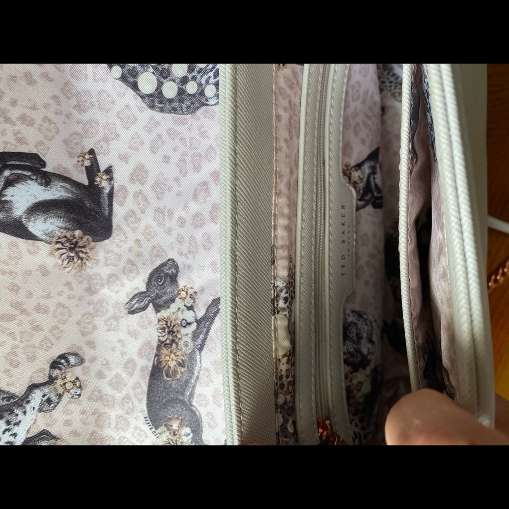 Ted baker London xbody light grey evnvelope